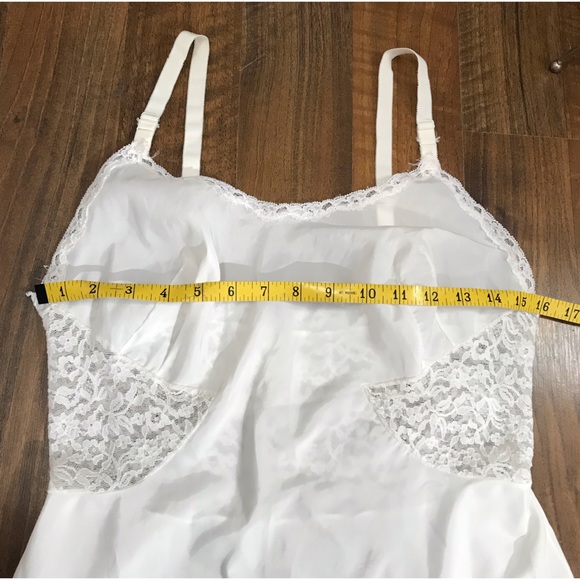 Vintage handmade lingerie slip white silky lace trim peekaboo sides - Picture 6 of 9